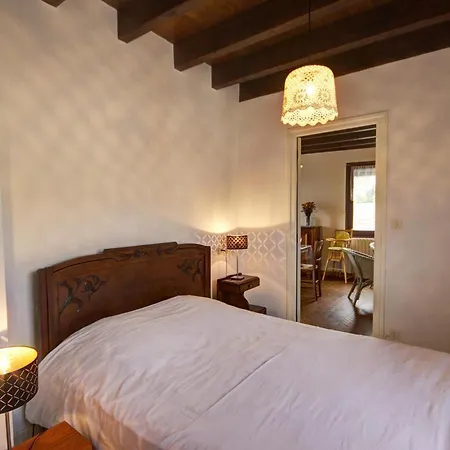 Holiday home Maison Renovee, 2 Chambres, Jardin, Animaux Acceptes, Internet, Barbecue - Fr-1-496-161 Les Salles