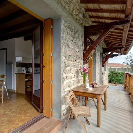 Maison Renovee, 2 Chambres, Jardin, Animaux Acceptes, Internet, Barbecue - Fr-1-496-161 Holiday home Les Salles